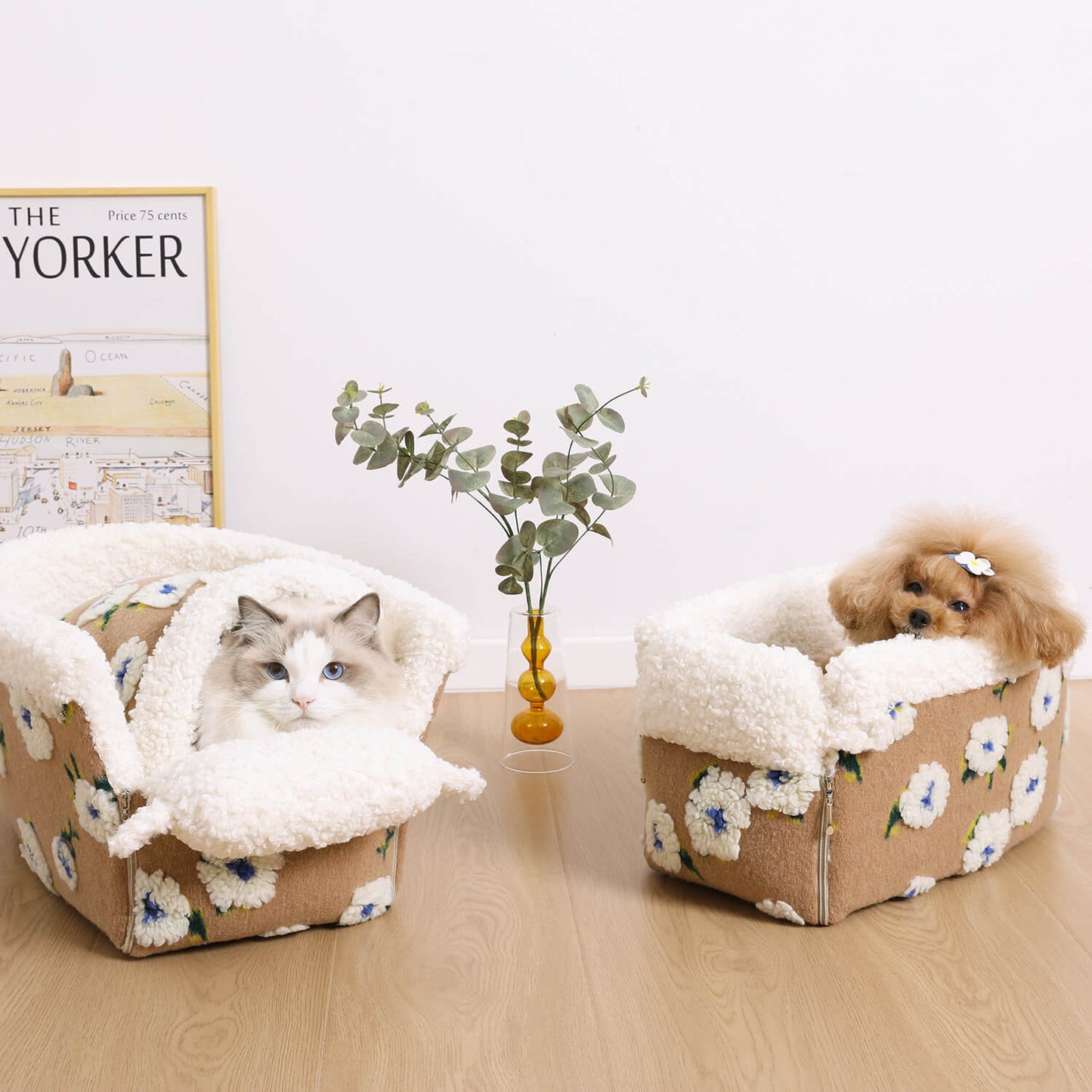 Flower Fleece Center Console Pet Car Seat